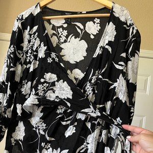 Forever 21+Black and White floral cross wrap-tie blouse
